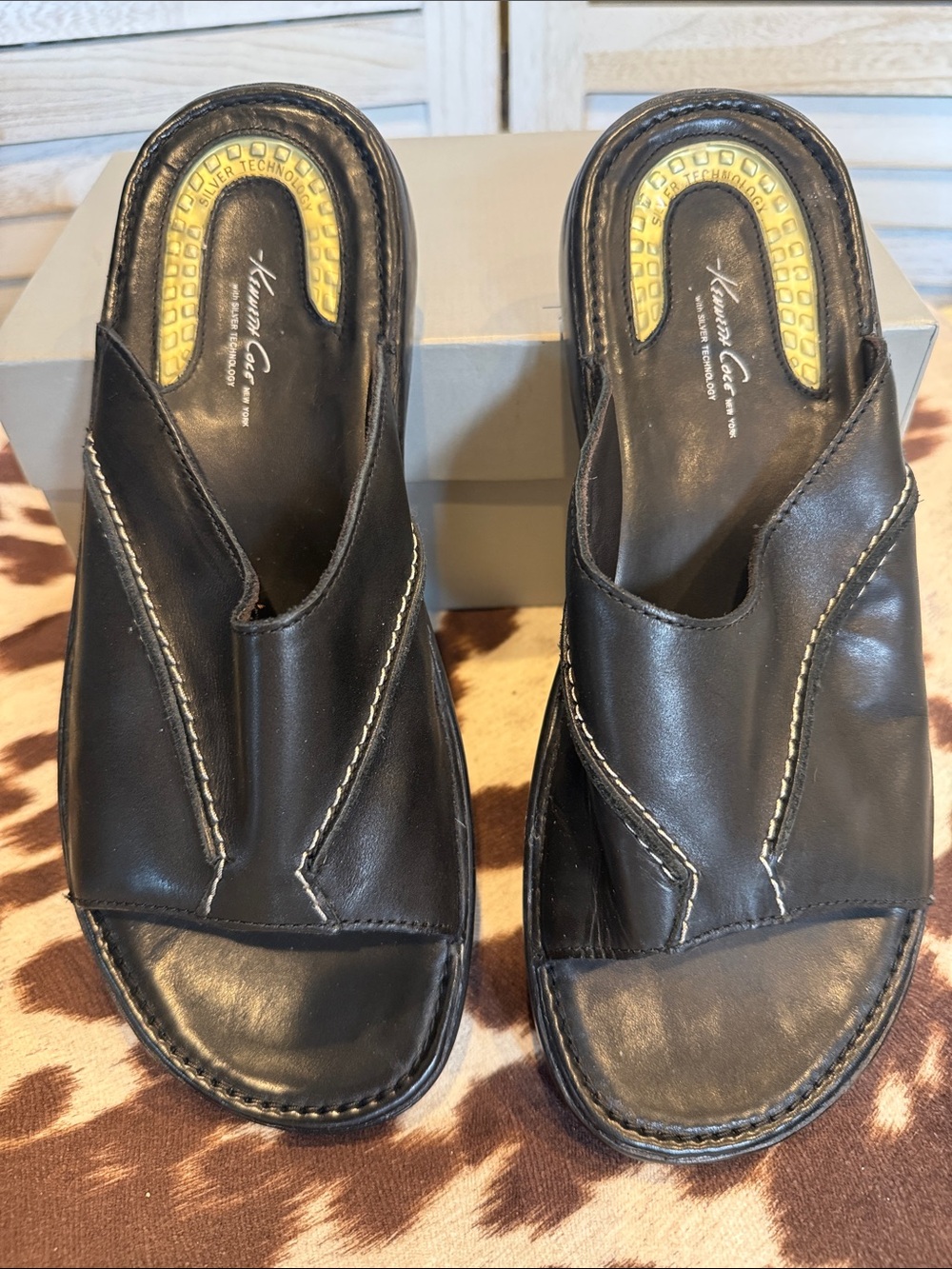 Kenneth Cole Black Leather Slip-On Sandals